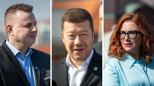 Zleva Jindřich Rajchl (PRO), Tomio Okamura (SPD) a Zuzana Majerová (Trikolora)