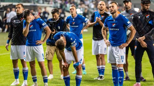 Zklamaní fotbalisté Baníku po prohře na půdě Legie Varšava