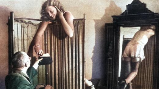 Prostituce za první republiky (digitálně kolorováno)