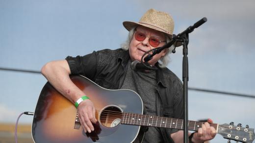 Vladimír Mišík na pódiu v roce 2019