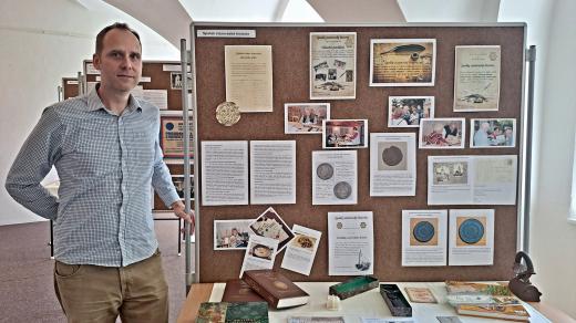 Na výstavě s předsedou Spolku staroveské historie Michalem Janoškem