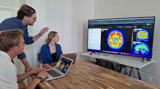 Čeští vývojáři ze společnosti Neurona Lab vytvořili ve spolupráci s neurology z motolské nemocnice software na rychlejší a přesnější rozpoznávání Alzheimerovy nemoci