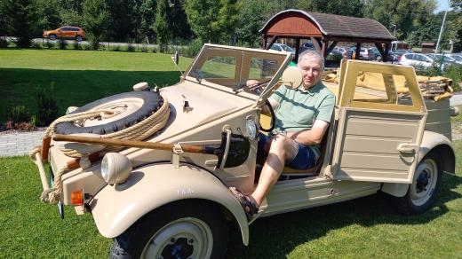 Ladislav Chroboczek se svým veteránem