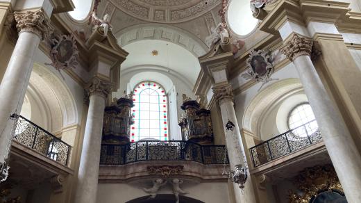 Varhany v kostele Nejsvětější Trojice v Kuksu