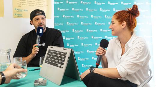 Albert Čuba, herec Divadla Mír a moderátorka Pavlína Kyselová