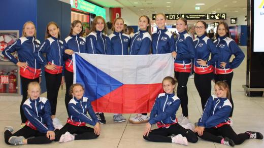 Tým sportovních gymnastek TJ Sokol Poděbrady získal 3. cenu na mezinárodní přehlídce World Gym for Life Challenge v Lisabonu