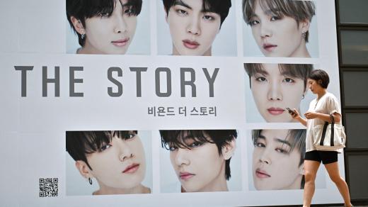 Slavná K-pop skupina BTS vydala knihu o svém životě