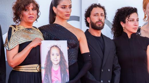Kaouther Ben Hania, Saja Kilani, Motaz Malhees a Clara Khoury přijeli do Benátek představit film Hlas Hind Radžab zachycující skutečné události z Gazy v lednu 2024
