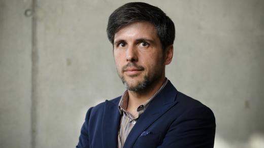 Výdaje, to nám jde. Ale daně nechceme mít dost vysoké, abychom si to mohli dopřát, říká Janský