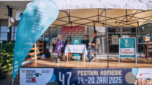 Rozhlasový přenos z Nového Města nad Metují z Festivalu komedie