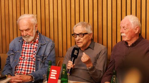 Zdeněk Svěrák, Miloň Čepelka a Petr Bruckner v Radiocafé Vinohradská 12