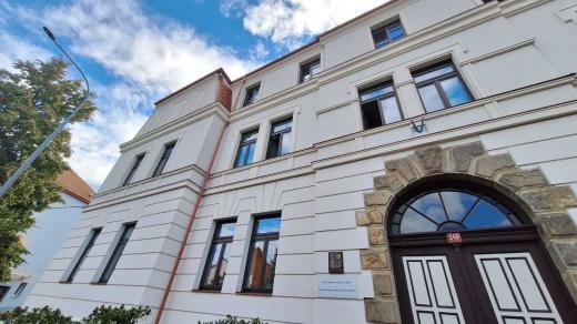 Střední pedagogická škola v Prachaticích si dnes připomíná 75. výročí od založení