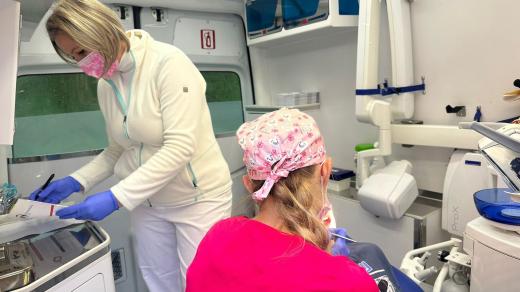‚Dentobus‘ vyšetřoval žáky z Moravskoslezského kraje, kazy našel u dvou třetin z nich