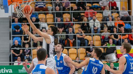 Královští sokoli v zápase proti NH Ostrava v Hradci Králové