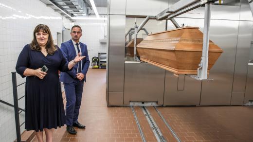 Během roku uděláme kolem pěti a půl tisíce žehů, říká ředitelka pohřebních služeb Olšáková