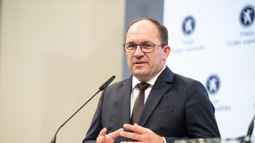 Marek Výborný na tiskové konferenci vlády
