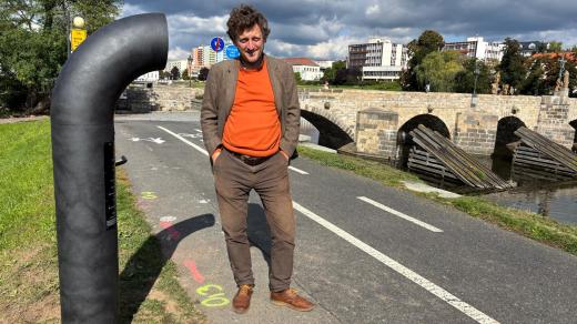 Kromě poezie tvoří repertorár Poesiomatu i vyprávění a vzpomínky.