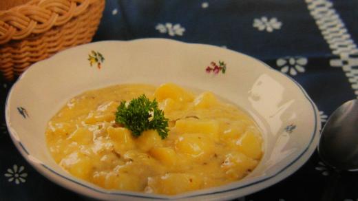 Bramborová máčka - recept ze slováckého Vlčnova. Kuchařka tradičních pokrmů na Slovácku 2