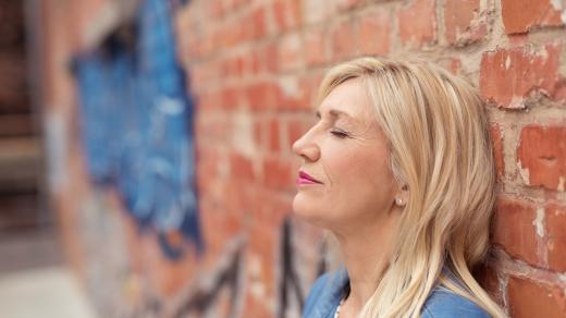 Žena středního věku