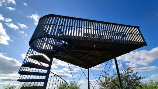 Rozhledna Radovič u Velvar patří k nejnižším u nás