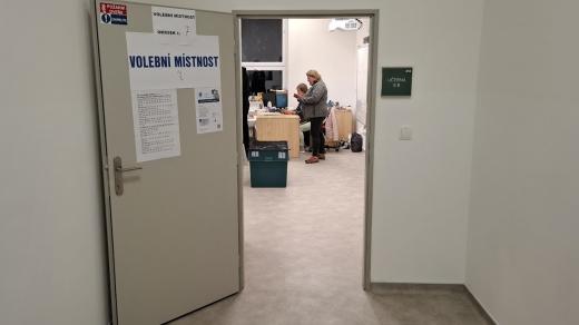 Volby do Poslanecké sněmovny na jedné z jabloneckých základních škol