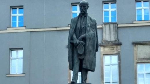 Socha T. G. Masaryka na Žižkově náměstí v Olomouci