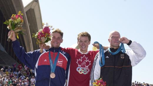 Jan Řehula s medailí z olympijských her