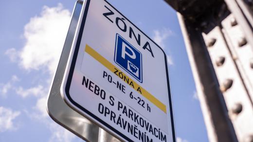Zóna placeného parkování v Pardubicích (ilustrační foto)