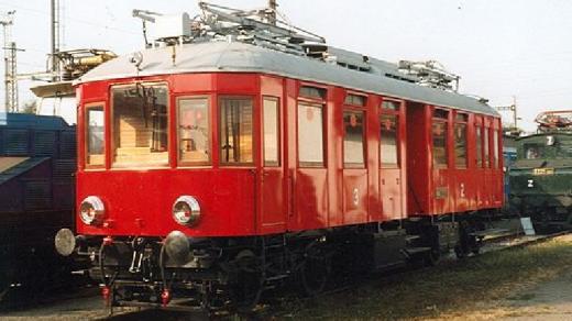 Původní elektrický vůz, který jezdil na elektrické dáze Tábor-Bechyně