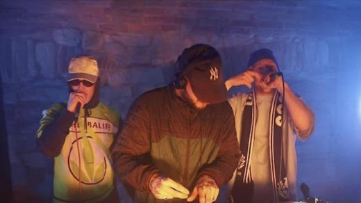 Rytíři riddimů: Scéna s Opakem Dissu