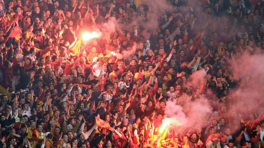 Fanoušci fotbalového klubu Galatasaray Istanbul