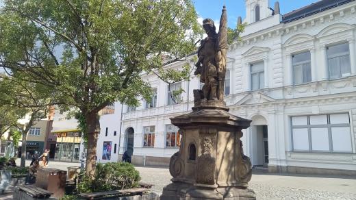 Zlín, náměstí Míru, socha sv. Floriána