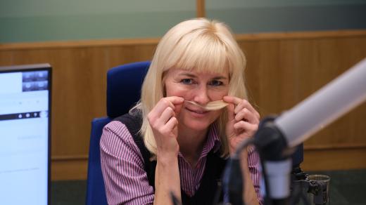 Martina Poršová ve studiu Českého rozhlasu Hradec Králové