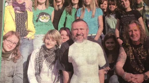 Svatý Pluk, fotografie z kroniky sboru, s Pepou Vojtkem