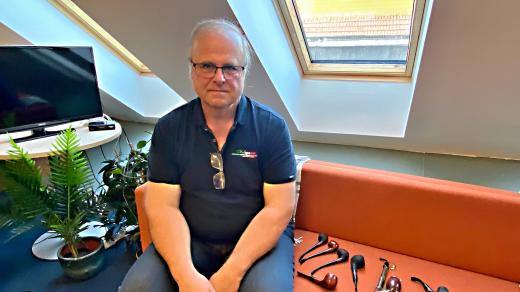 Stanislav Baťa drží dýmkařské řemeslo