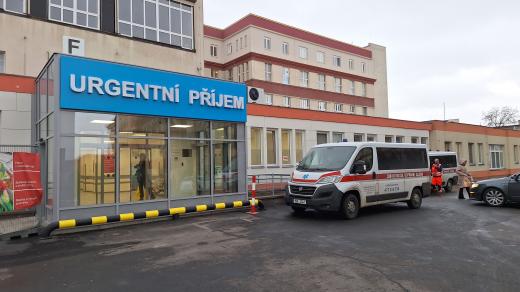 Čtrnáct měsíců museli pacienti i personál urgentu v teplické nemocnici snášet komplikace spojené s přestavbou tohoto zdravotnického pracoviště