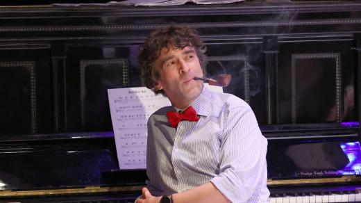 Jakub Šafr v představení pražského Studia Ypsilon v roce 2023