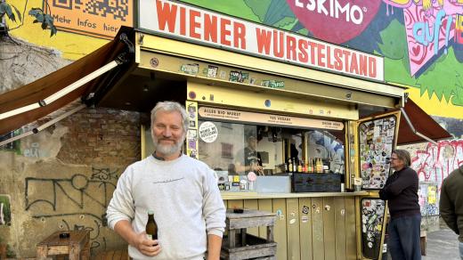 Historie vídeňských würstelstandů sahá do doby Rakouska-Uherska