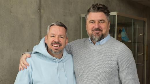 Fotbalový trenér Zdeněk Psotka a moderátor Pavel Horváth