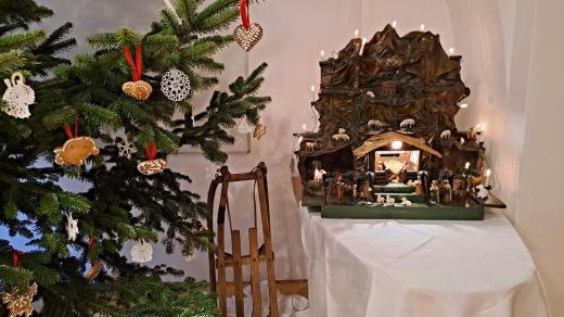 Vánoce v podání členek hlučínského spolku Sousedé 55 plus