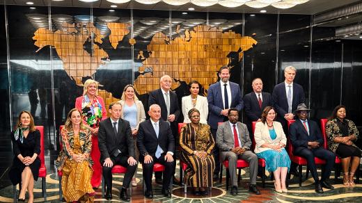 Namibijská prezidentka Netumbo Nandi-Ndaitwah a delegace Evropské unie