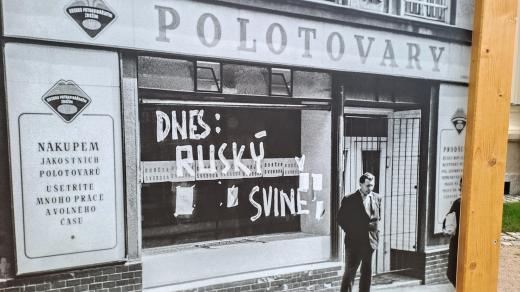 Dobové záběry ze srpna 1968 v Liberci (vzpomínková akce Liberecká svědectví 1968 24. srpna 2025)