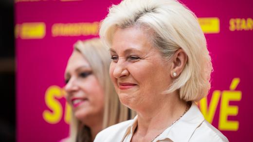 Zprava Věra Kovářová a Pavla Pivoňka Vaňková na tiskové konferenci poslaneckého klubu STAN před schůzí Sněmovny