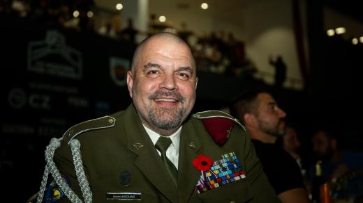 Veterán Martin Kocourek po nemoci ochrnul. Večer byl věnován i jemu