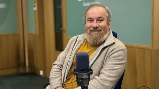 Ladislav Rytíř ve studiu Českého rozhlasu Hradec Králové