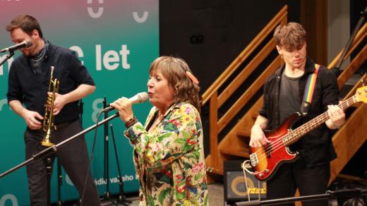 Bára Hrzánová a Condurango v sále Českého rozhlasu České Budějovice v listopadu 2025