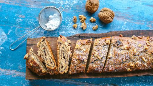 Perníkový závin zvaný sakrajda