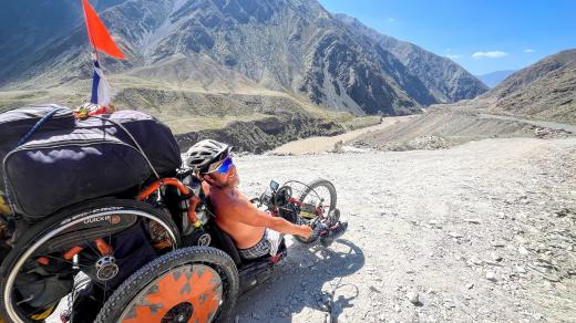 Chair Riders se vydali z Prahy do Kyrgyzstánu