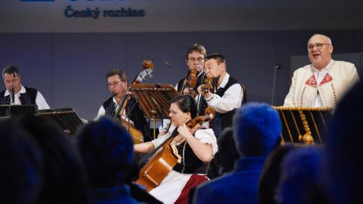 BROLN v S1, zpívá Aleš Smutný