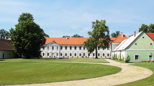 Zámek Jemčina, jižní Čech